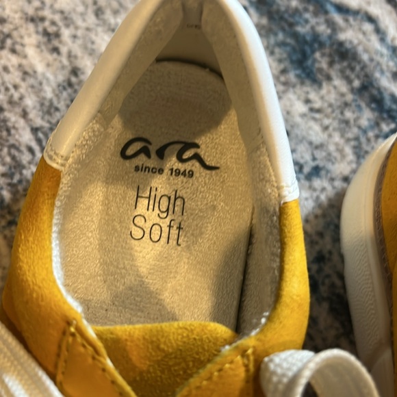 Ara Yellow Sneakers with White Laces - Picture 3 of 6